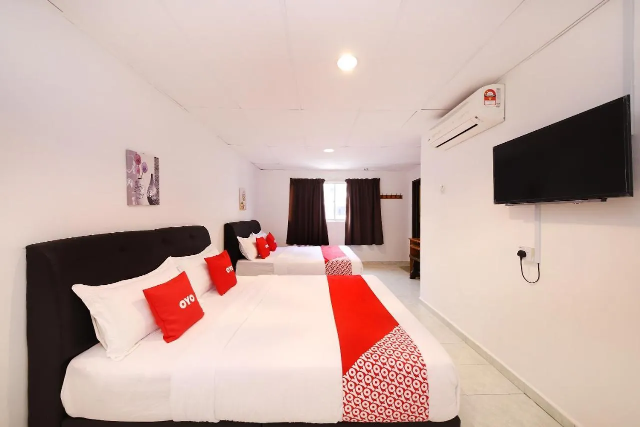 Azimaju Guesthouse Malacca Hotel