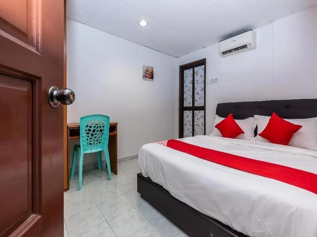 Azimaju Guesthouse Malacca Hotel